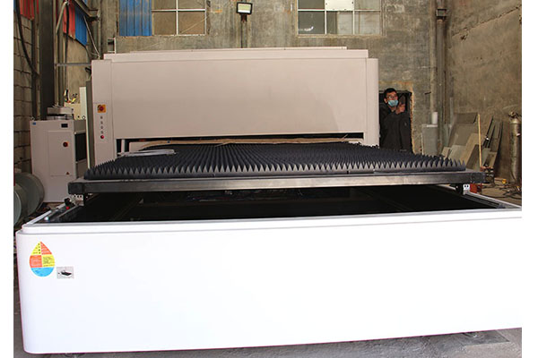 為什么要使用濟南激光切割加工技術(shù)？它有哪些特性