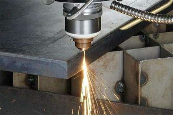 濟(jì)南不銹鋼加工應(yīng)該注意些什么？準(zhǔn)備工作很重要！